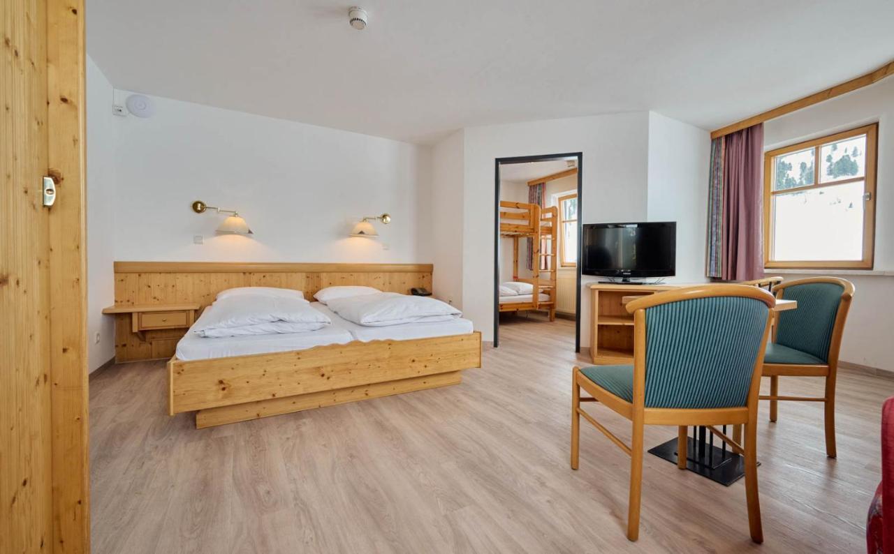 Heart Hotel Aurora Obertauern Bagian luar foto