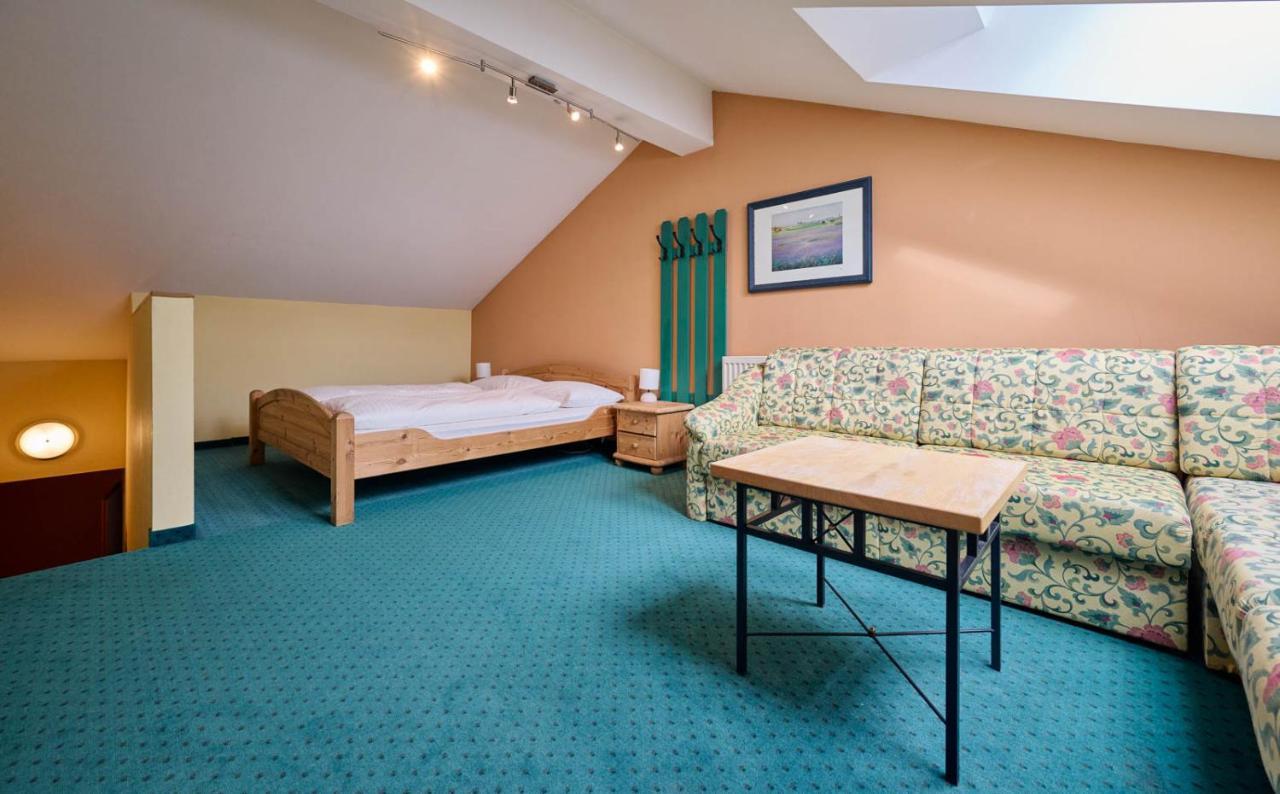 Heart Hotel Aurora Obertauern Bagian luar foto